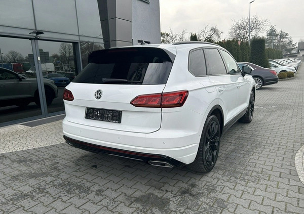 Volkswagen Touareg cena 234900 przebieg: 59000, rok produkcji 2019 z Słupca małe 379